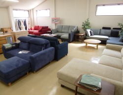 カラーが選べるカウチソファ★